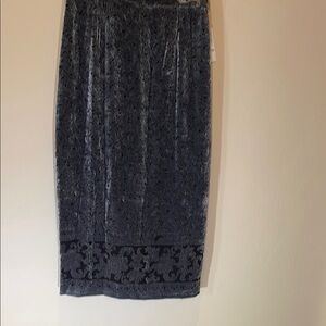 Coldwater Creek Gray Velvet Burnout Skirt.